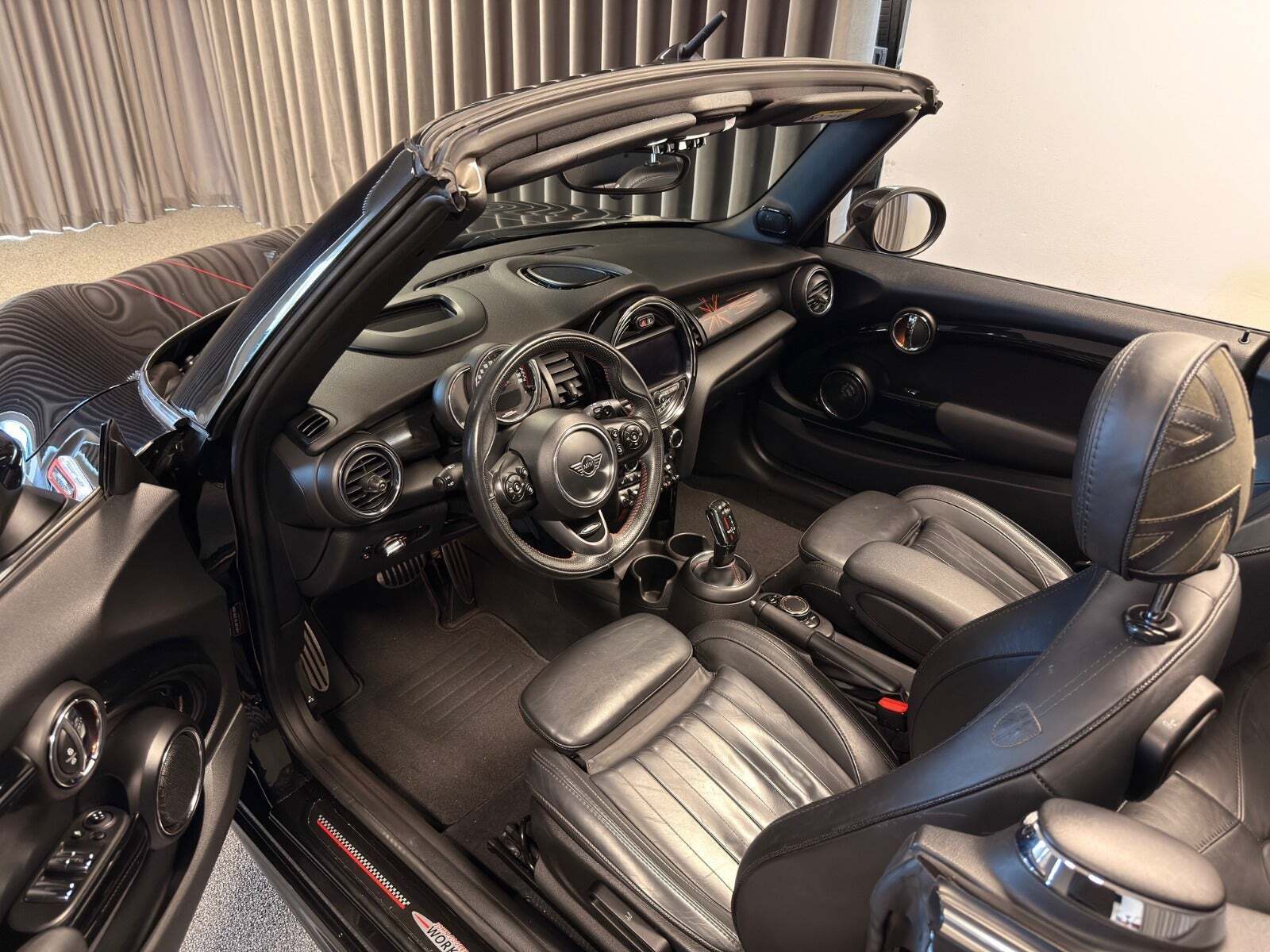 Mini Cooper S 2,0 JC Works Cabriolet aut.