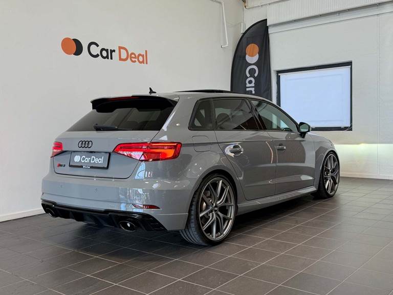 Audi RS3 2,5 TFSi Sportback quattro S-tr.