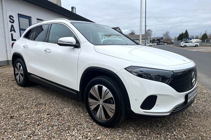 Hvid Mercedes EQA 250 fra 2024