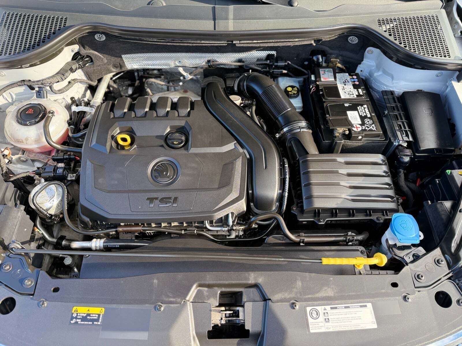 Grå Skoda Karoq fra 2018