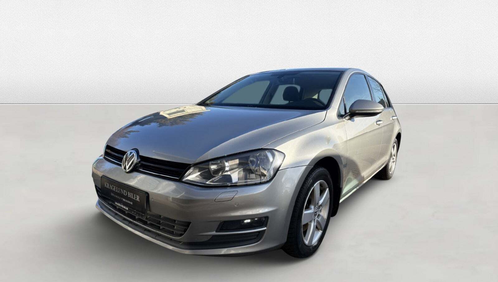 Grøn VW Golf VII fra 2013