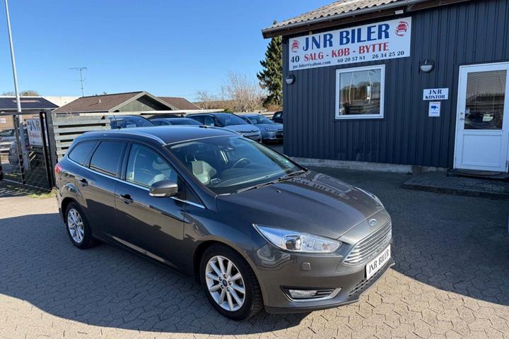 undefined Ford Focus fra 2017 set udefra