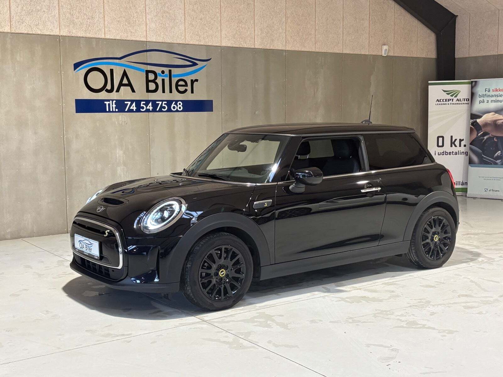 Mini Cooper SE Classic Trim