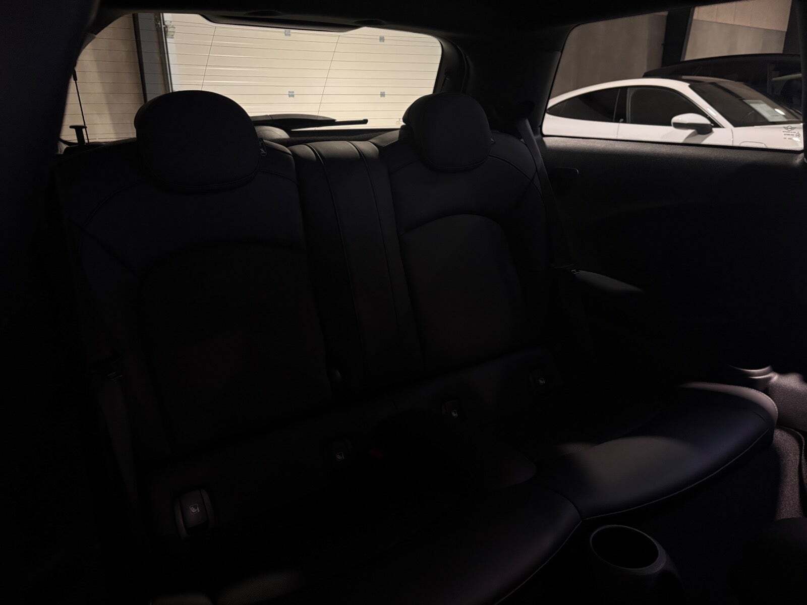 Sort Mini Cooper SE fra 2022