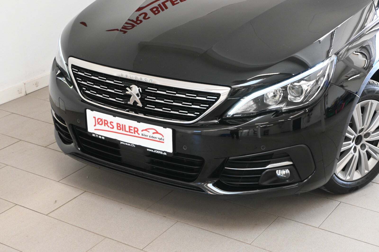 Peugeot 308 1,2 PureTech 130 Selection Sky SW EAT8