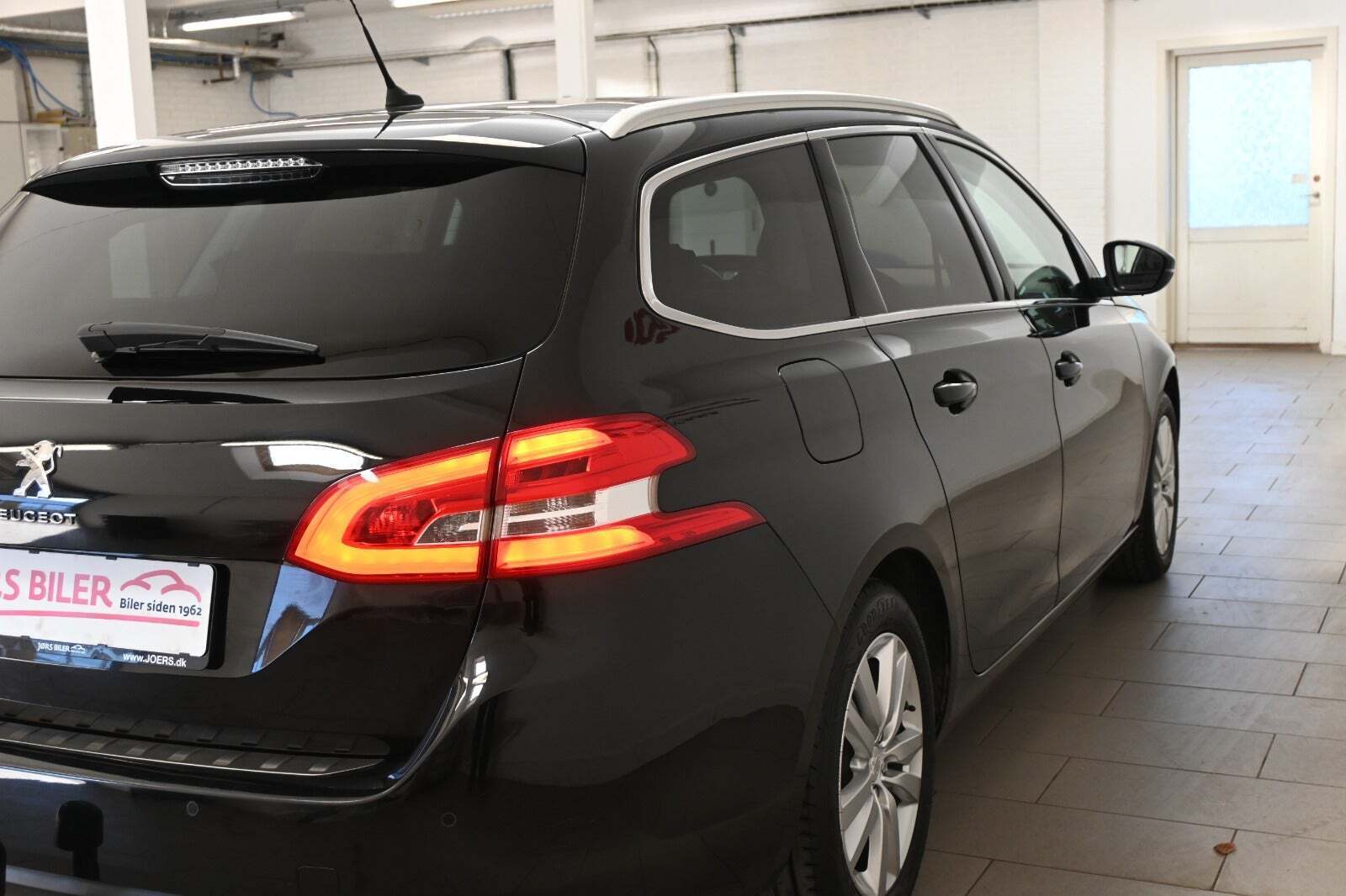 Peugeot 308 1,6 BlueHDi 120 Allure Sky SW