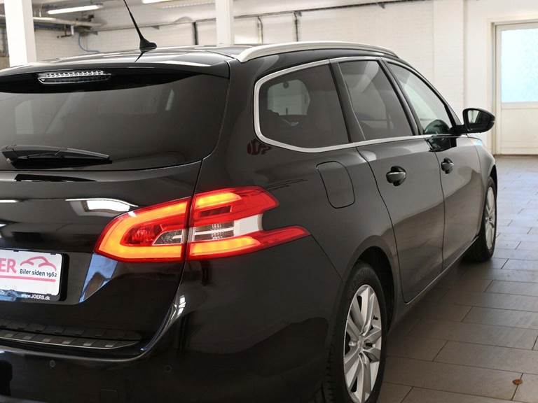 Peugeot 308 1,6 BlueHDi 120 Allure Sky SW