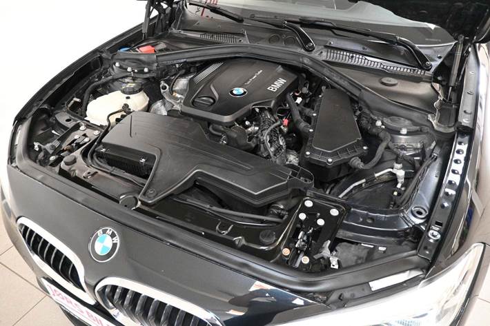 Sort BMW 120d fra 2019