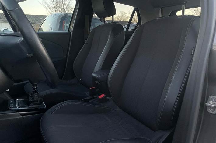 Grøn Opel Corsa fra 2020