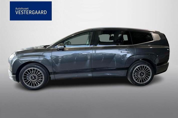 Grå Hyundai Ioniq 9 fra 2026
