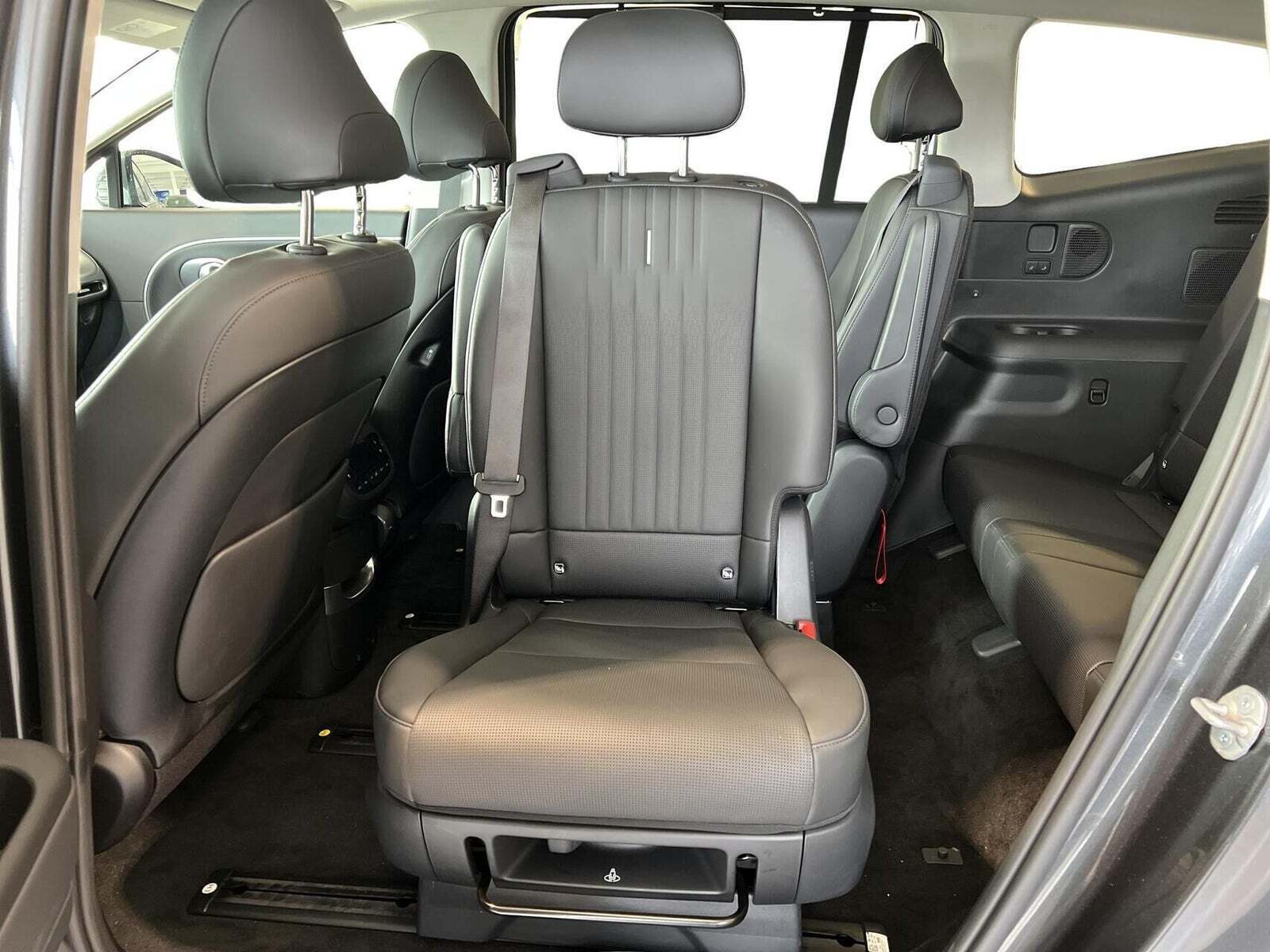 Grå Hyundai Ioniq 9 fra 2026