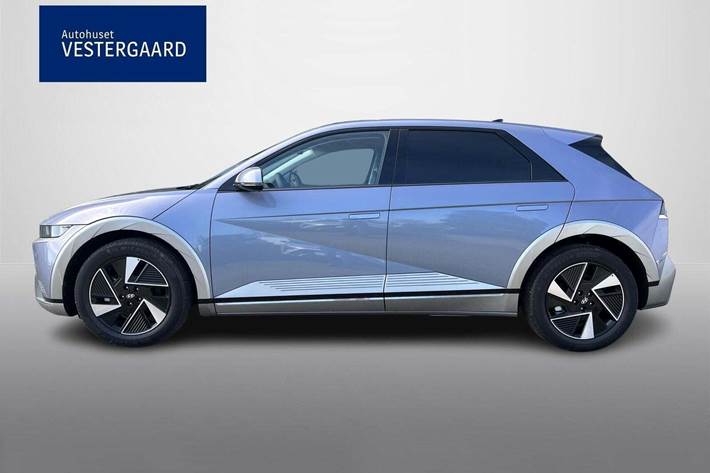 Blå Hyundai Ioniq 5 fra 2025
