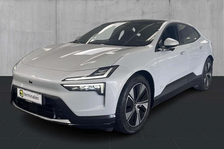 Grå Polestar 4 fra 2024 set udefra