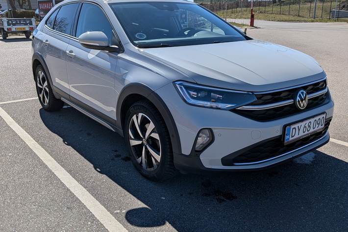 Grå VW Taigo fra 2022