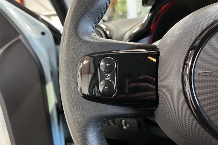 Blå Renault Twingo fra 2020