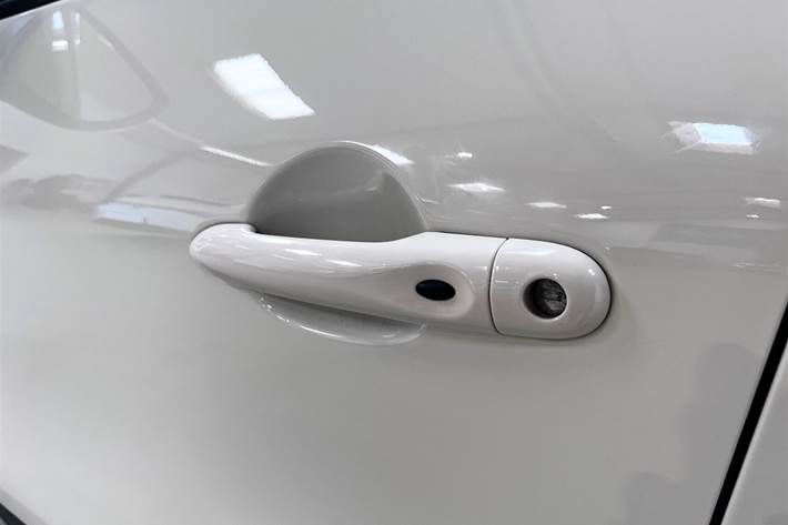 Beige Renault Captur fra 2014