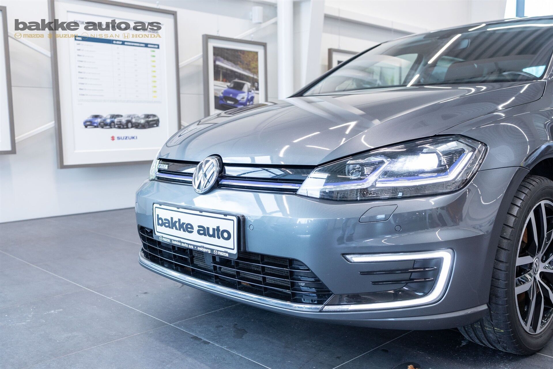 VW Golf EL 136HK 5d Aut.