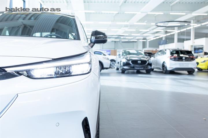 Hvid Honda e:Ny1 fra 2025