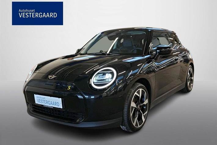 Sort Mini Cooper SE fra 2024