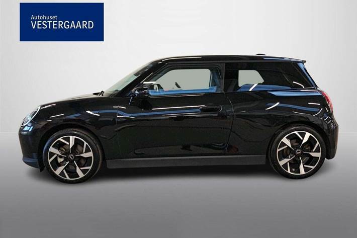 Sort Mini Cooper SE fra 2024