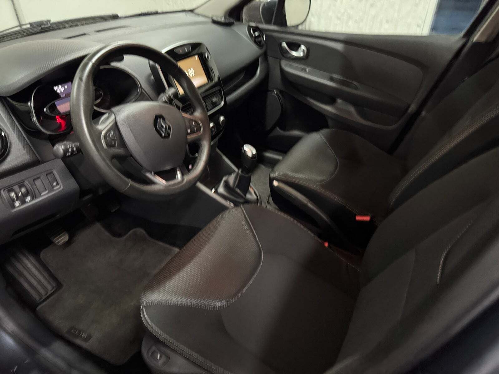 undefined Renault Clio IV fra 2019