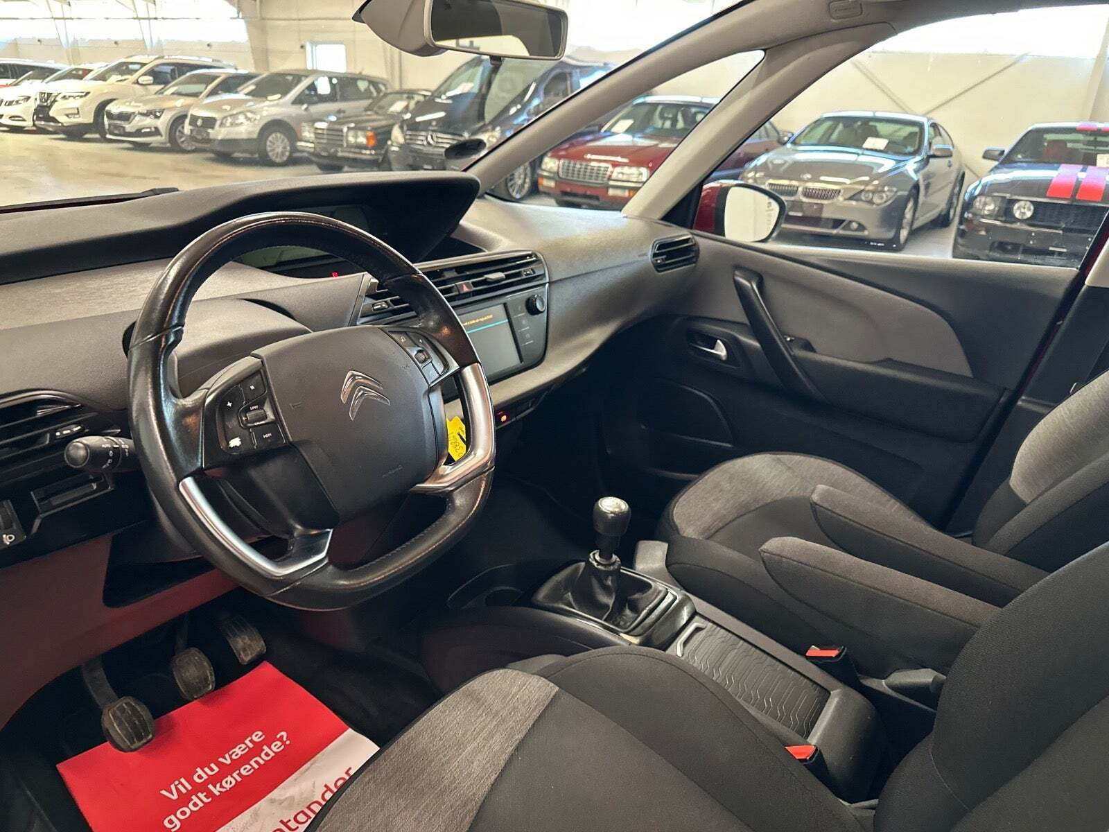 Rød Citroën Grand C4 Picasso fra 2018