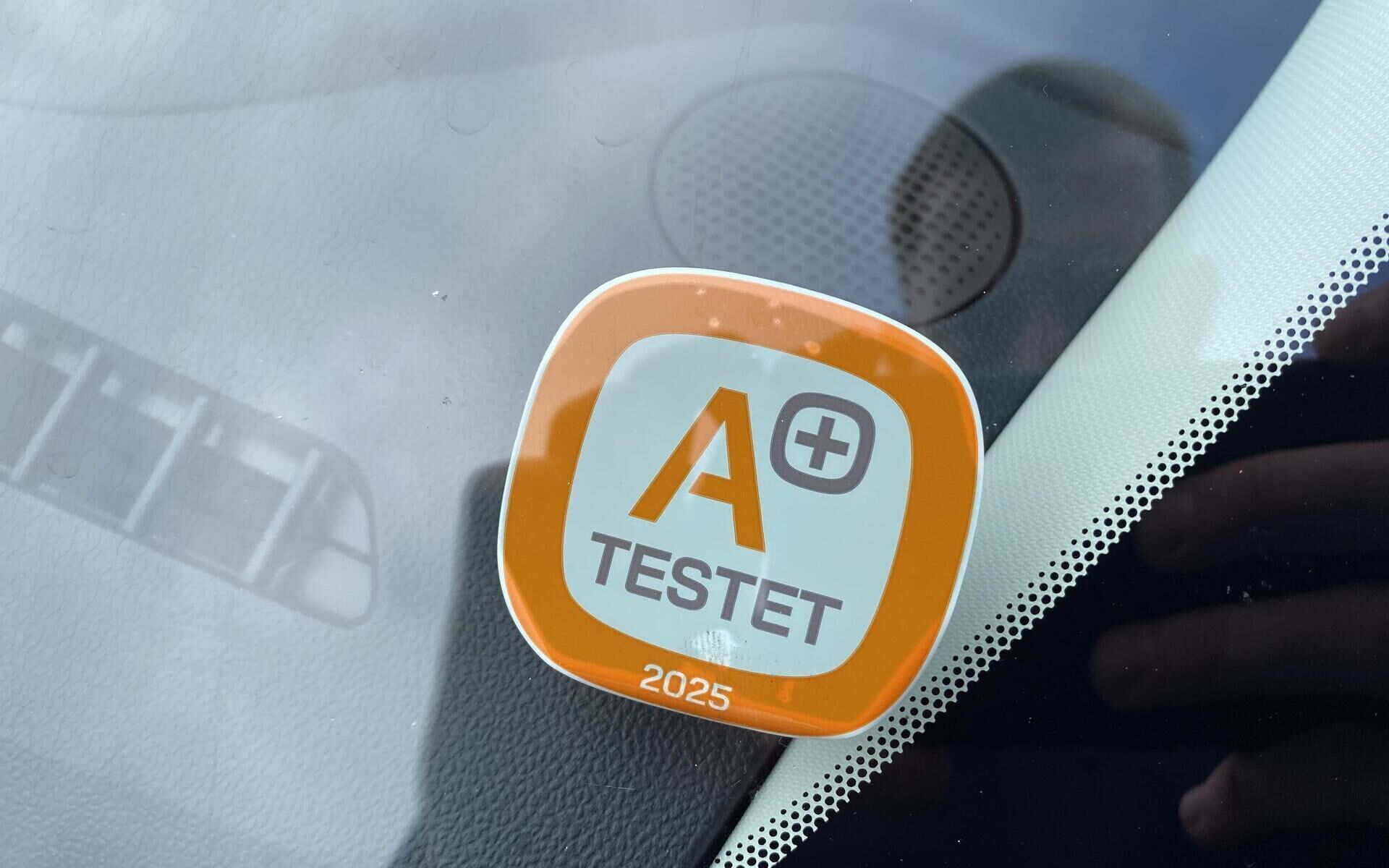 Blå Ford Kuga fra 2021