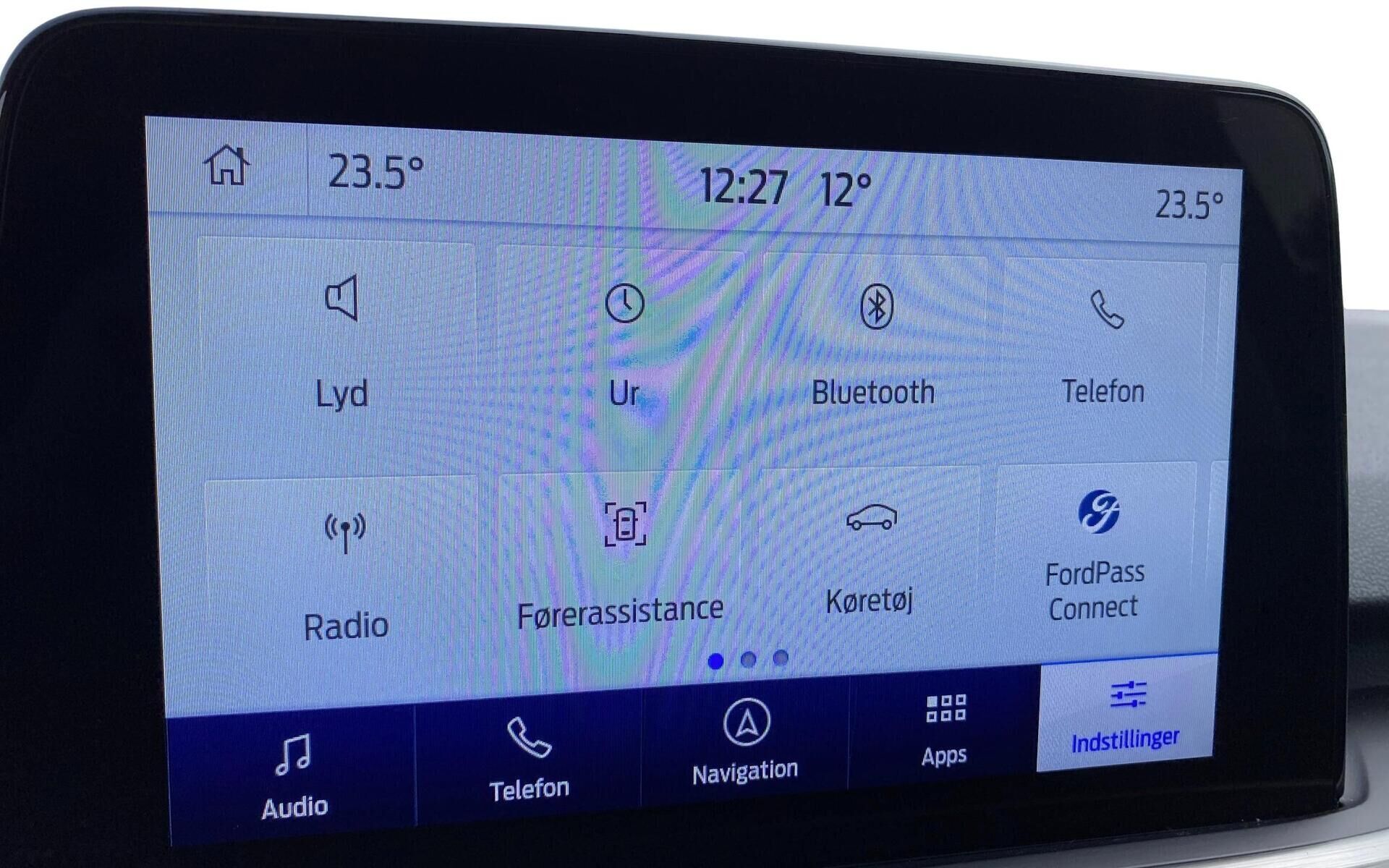 Blå Ford Kuga fra 2021