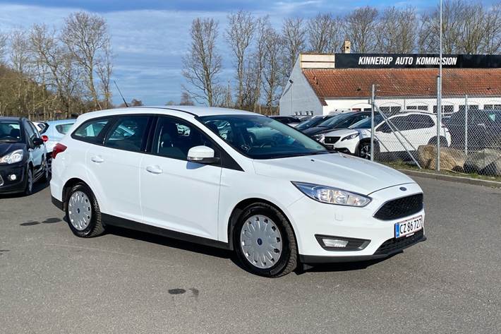 Hvid Ford Focus fra 2017
