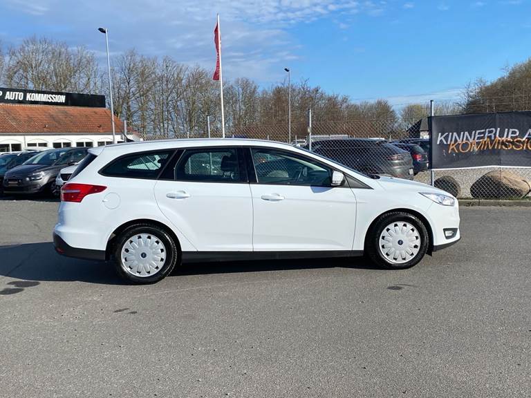 Ford Focus 1,5 TDCi Business 105HK Stc 6g