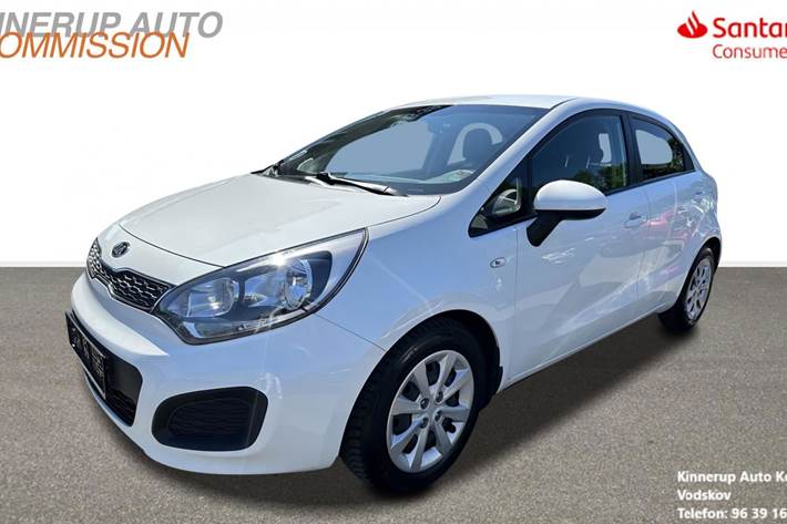 Hvid Kia Rio fra 2014