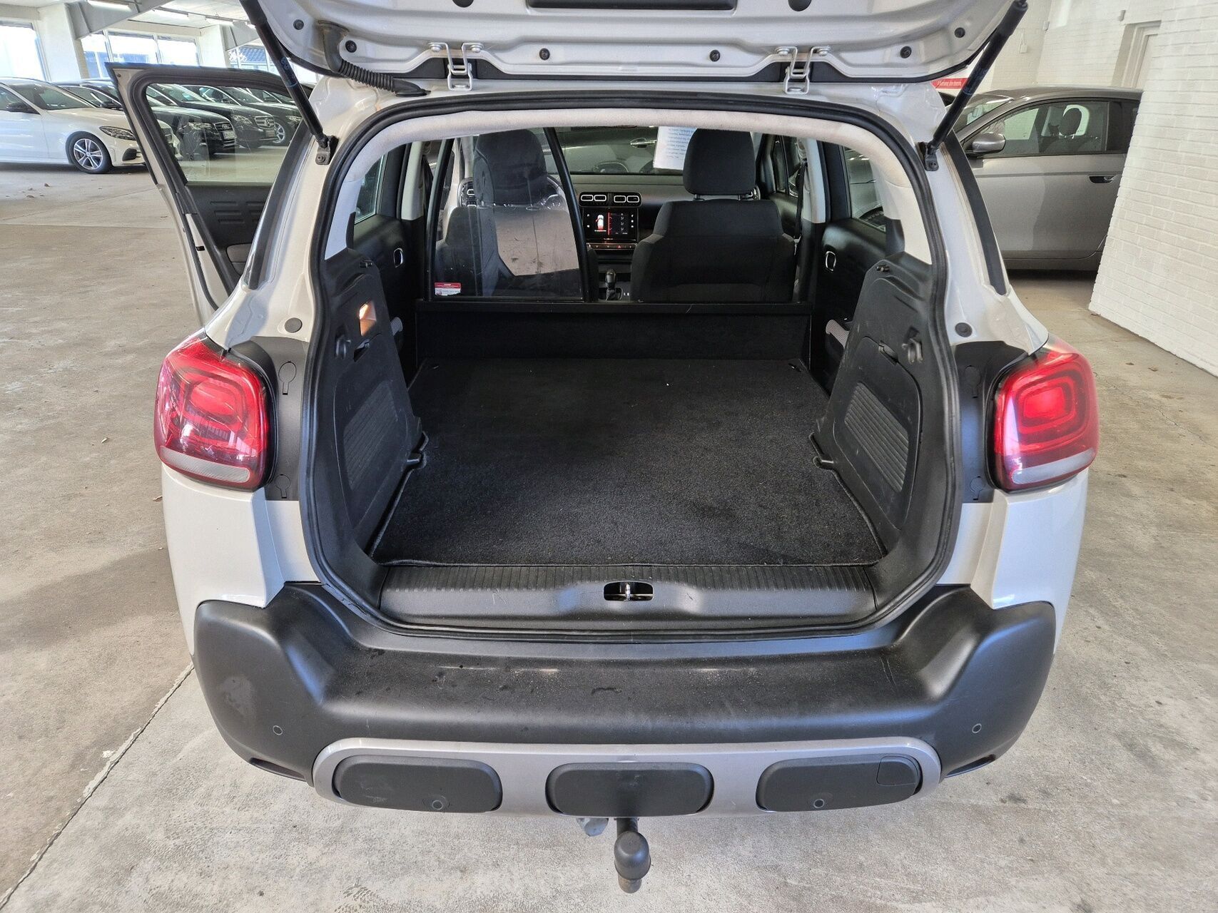 Grå Citroën C3 Aircross fra 2018