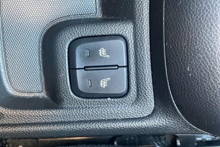Brun Opel Karl fra 2017 set indefra