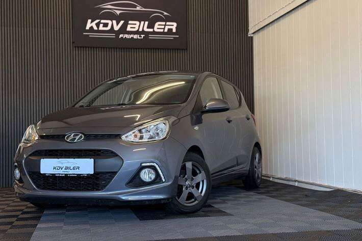 Blå Hyundai i10 fra 2016