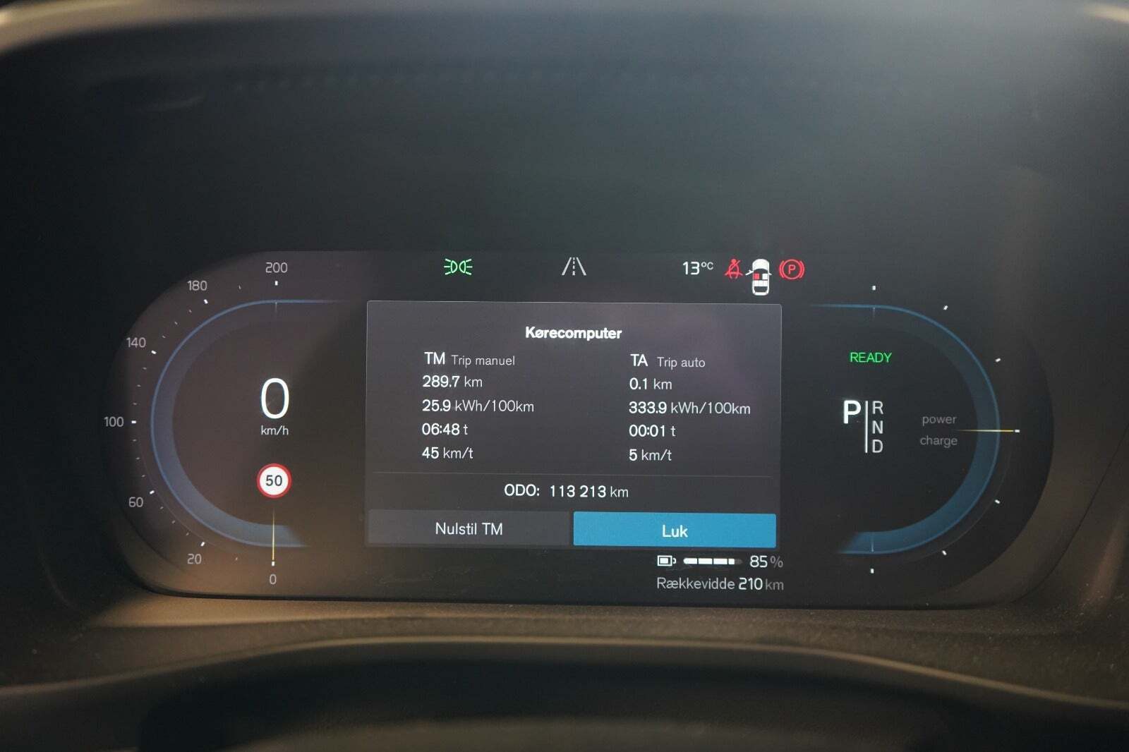 Sort Volvo XC40 fra 2022