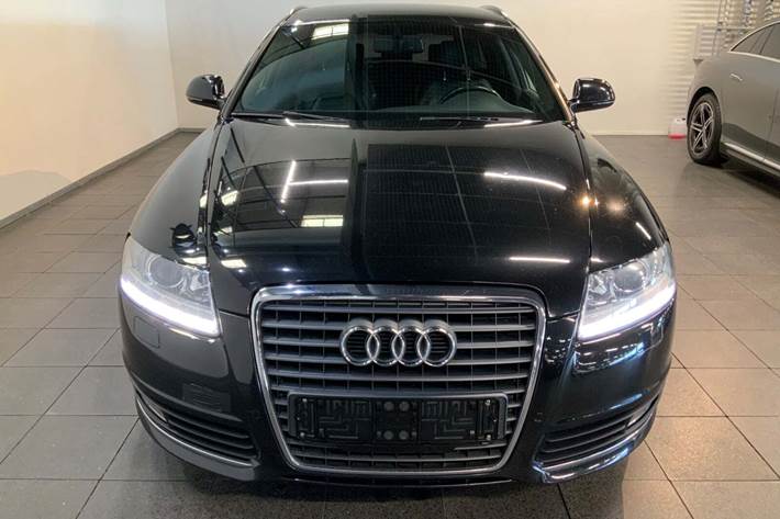 Sort Audi A6 fra 2010