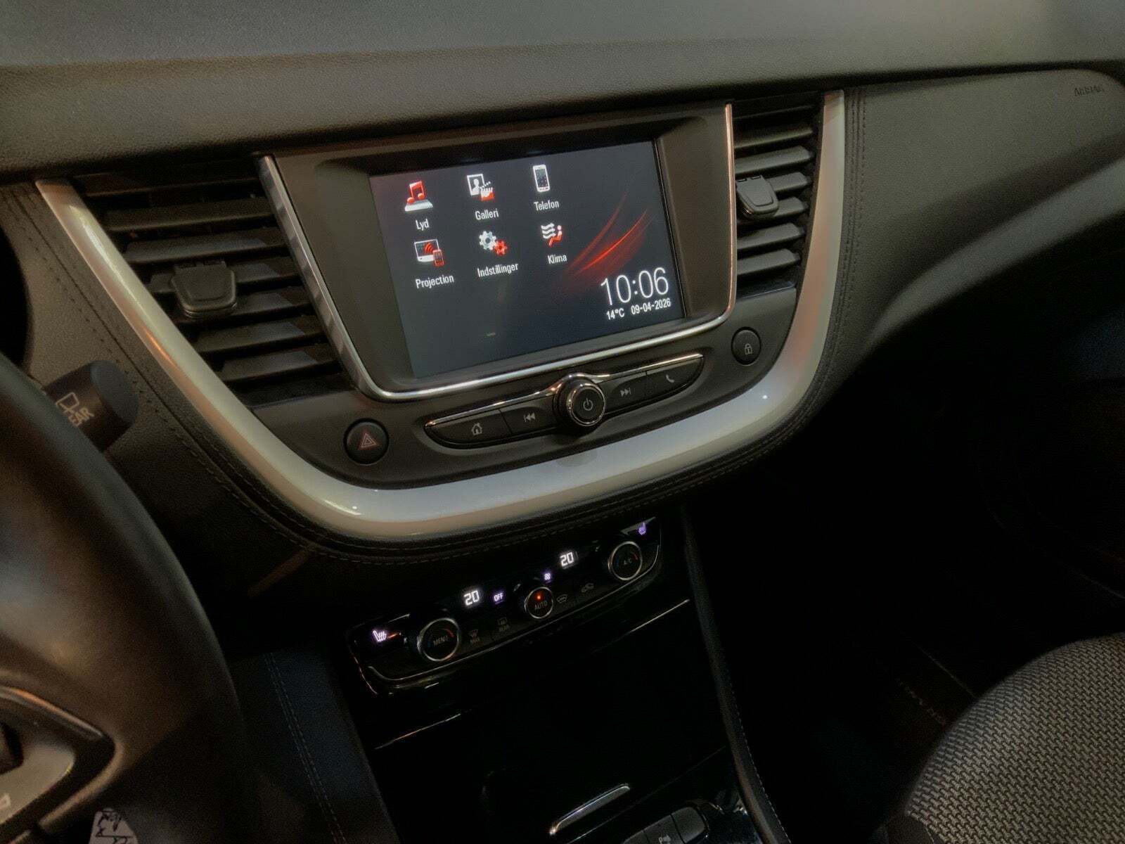 Sølv Opel Grandland X fra 2020