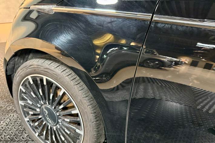 Sort Fiat 500e fra 2023