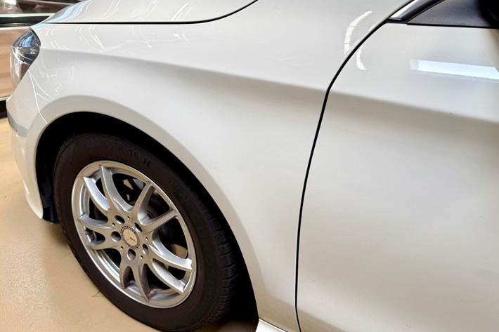 Hvid Mercedes CLA200 d fra 2016