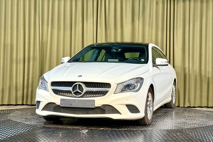 Hvid Mercedes CLA200 d fra 2016