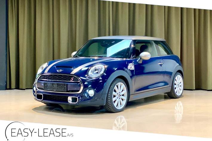 Blå Mini Cooper SD fra 2017