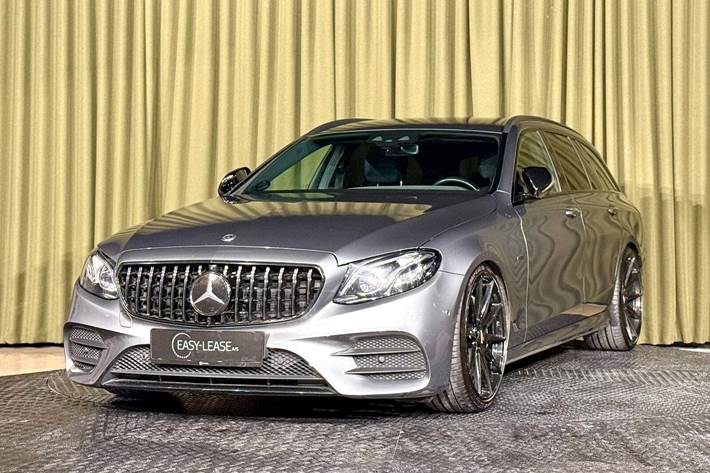 Grå Mercedes E300 de fra 2019