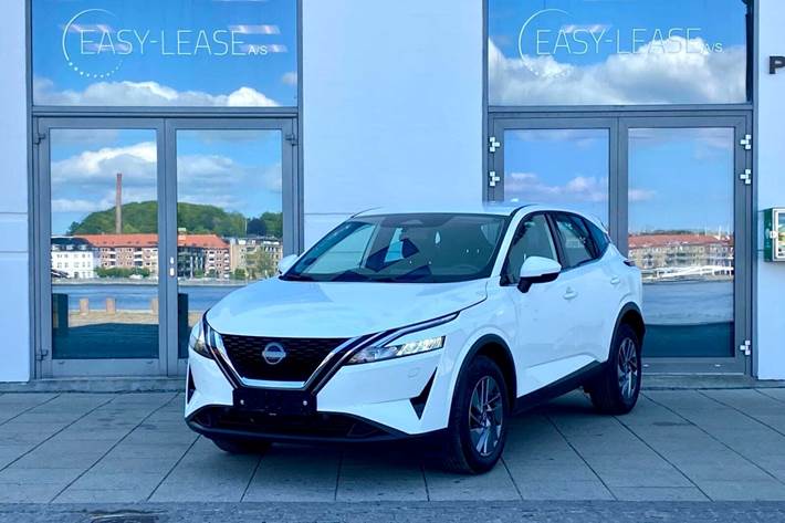Hvid Nissan Qashqai fra 2023