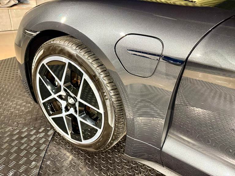 Porsche Taycan Performance+ Sport Turismo