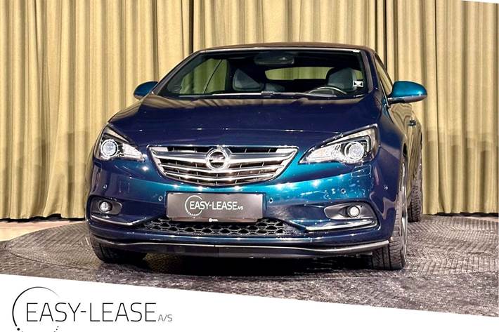 Grøn Opel Cascada fra 2014 set udefra