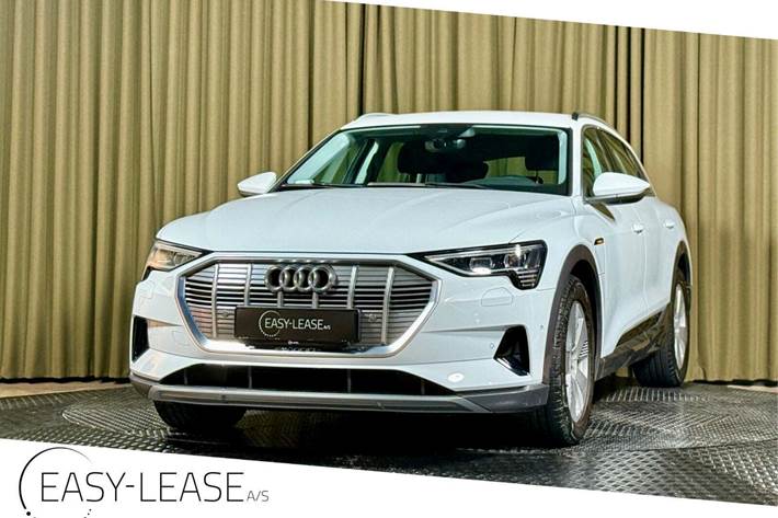 Hvid Audi e-tron fra 2023