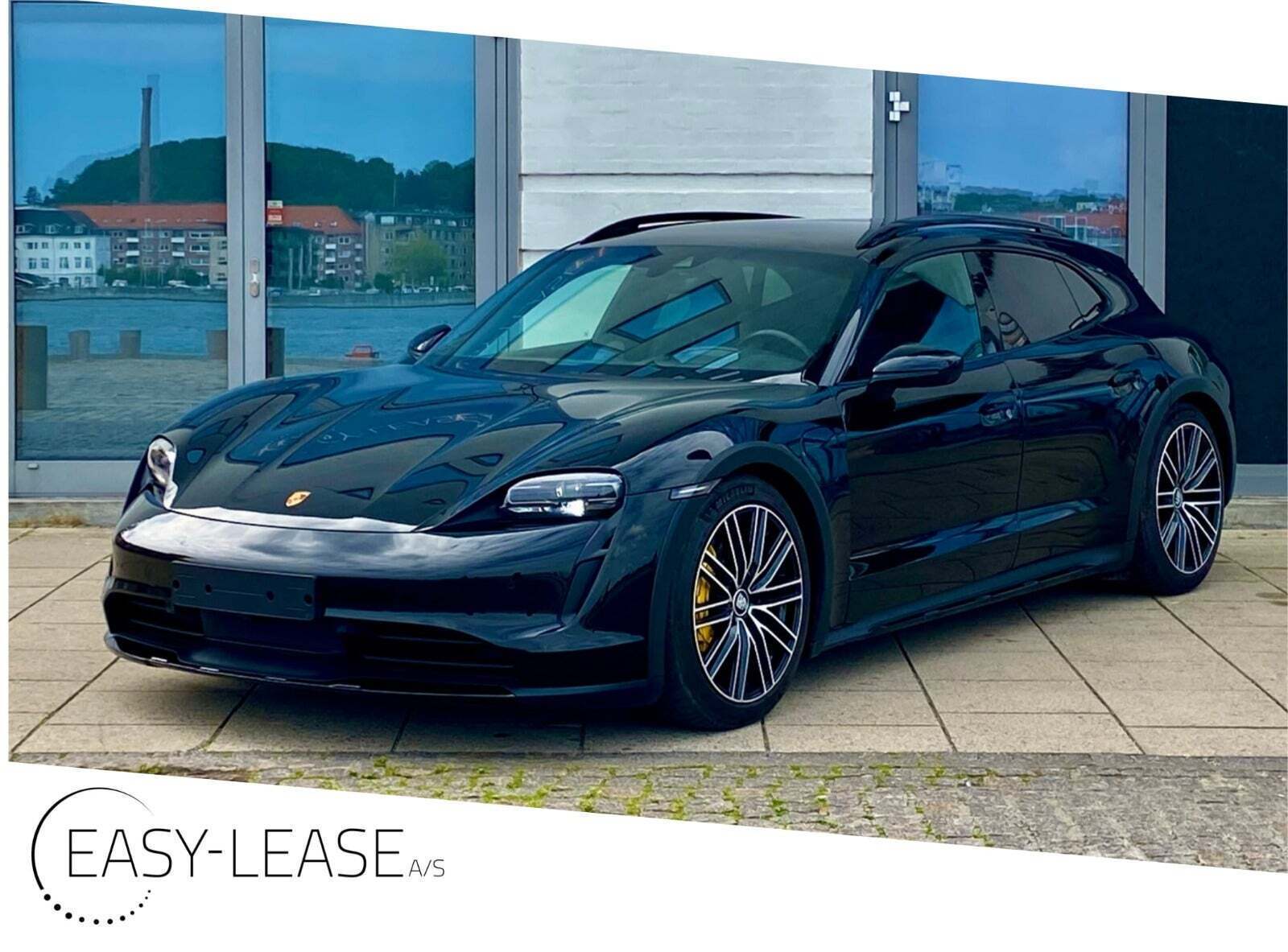 Porsche Taycan 4 Performance+ Cross Turismo