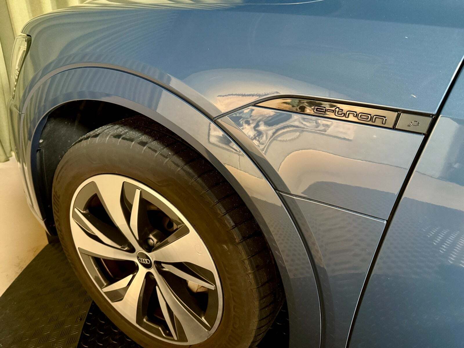 Audi Q8 e-tron 50 S-line quattro