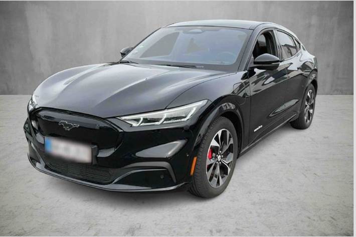 Sort Ford Mustang Mach-E fra 2023