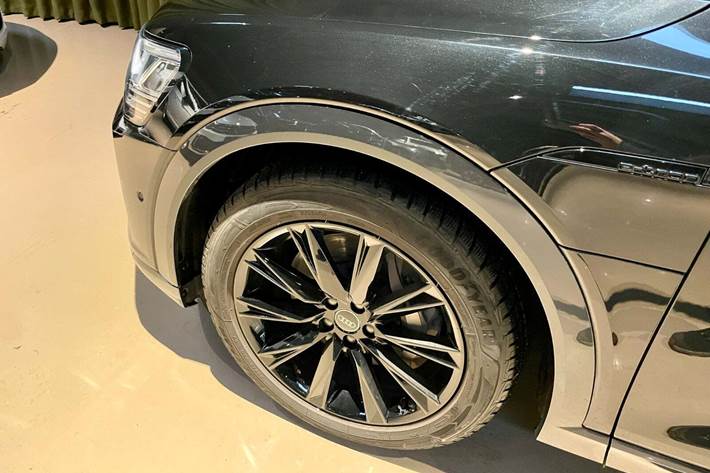 Sort Audi Q8 e-tron fra 2024